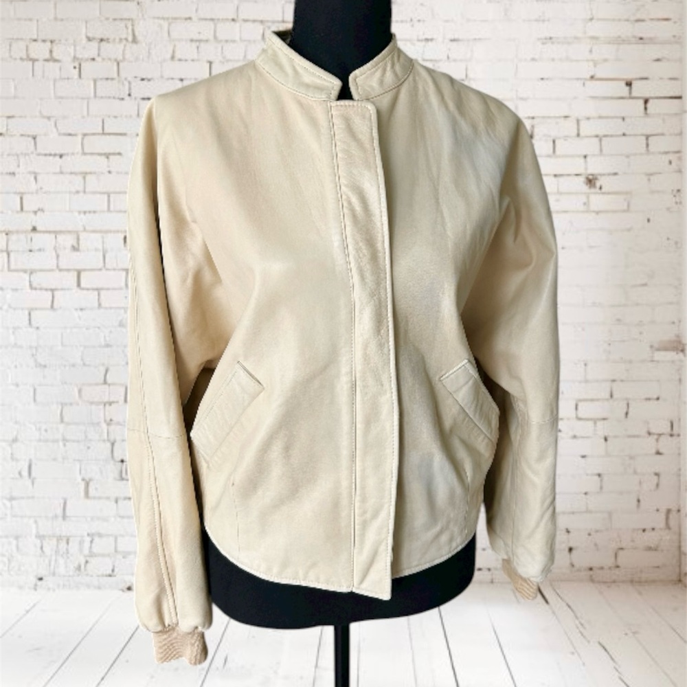 Rare Vintage Georgio Armani Designer Italian Leather Cream Jacket Sz 42 35 waist - Picture 1 of 17